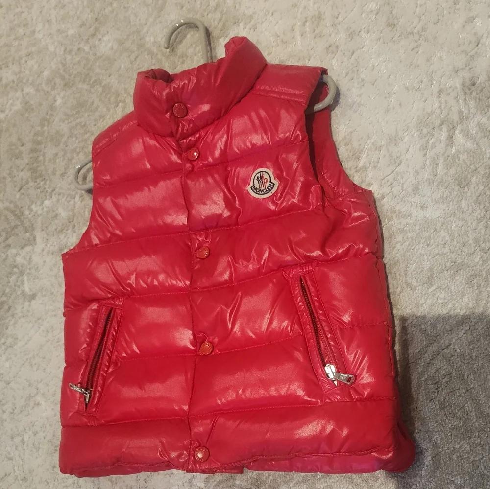 Moncler Toddler Red Puffer Vest 100% Authentic - Picture 1 of 4